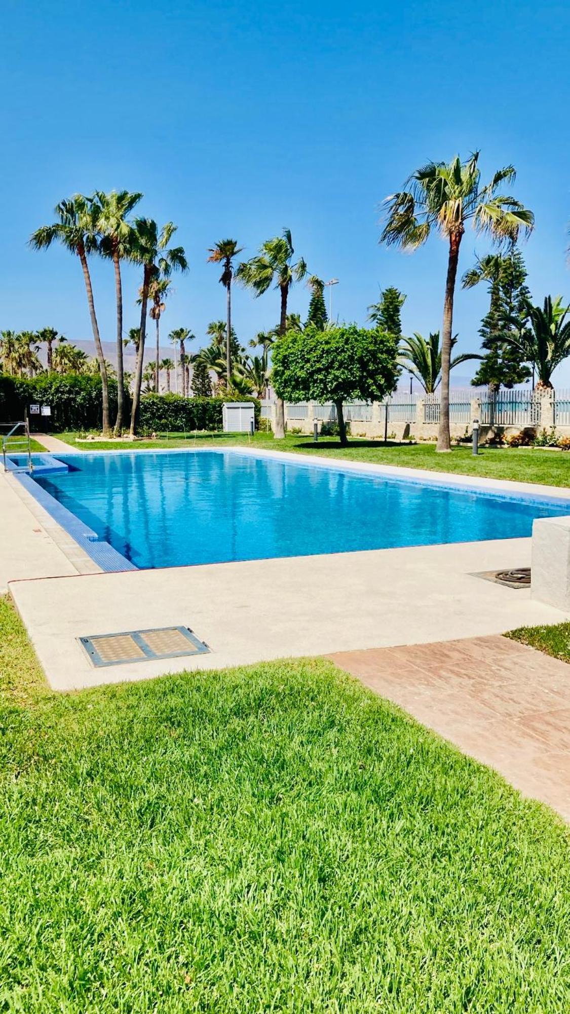 Vista Del Mar Residencial Apartman Roquetas de Mar Kültér fotó
